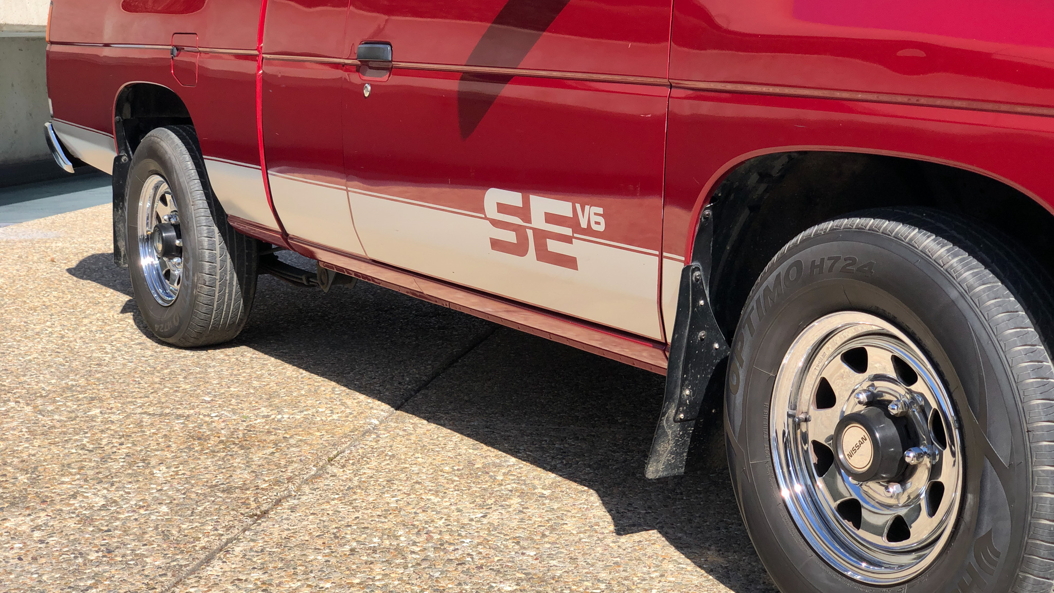 022_1991_Nissan_Hardbody_Pickup