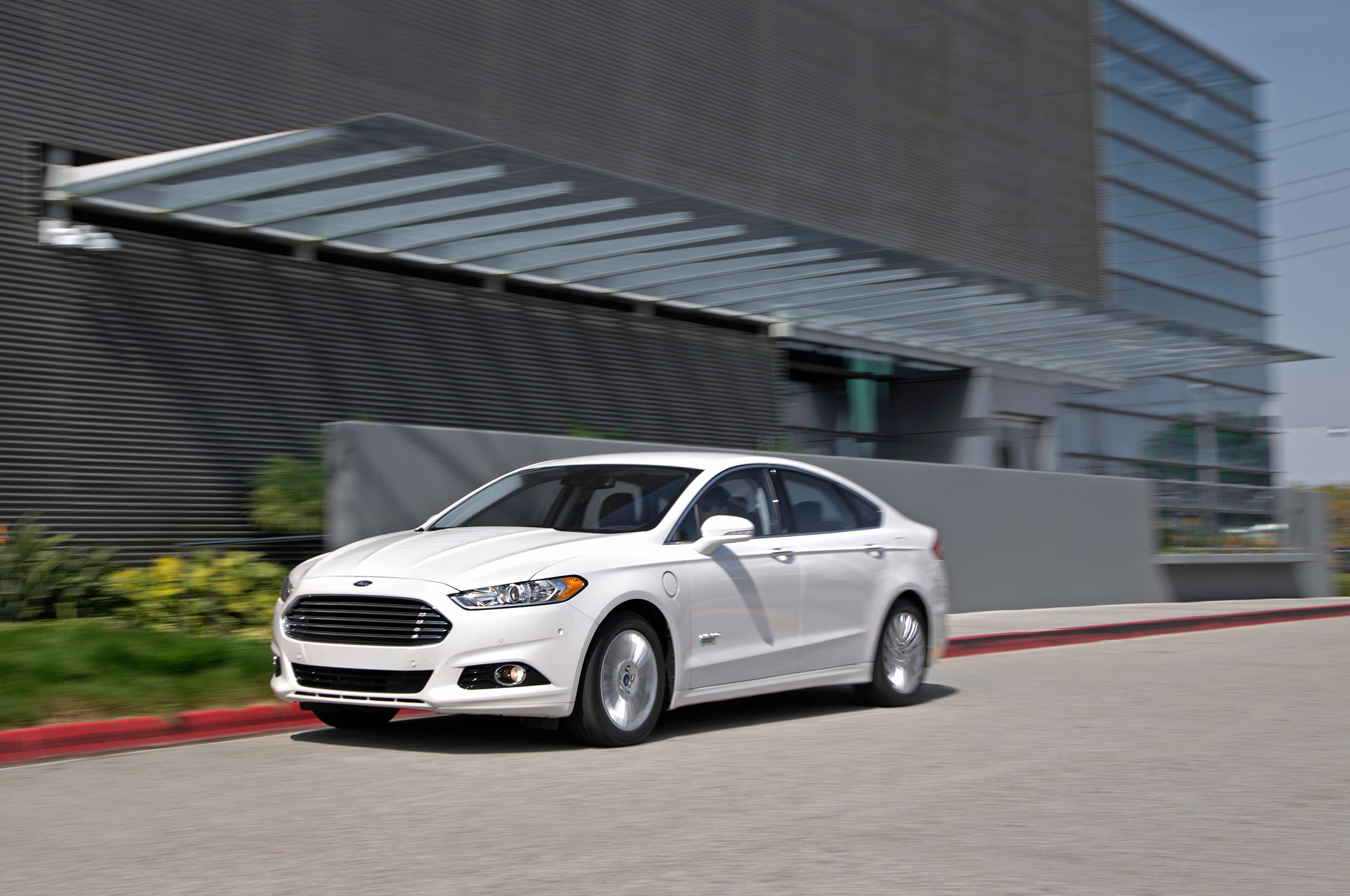2014 Ford Fusion Energi PHEV First Test