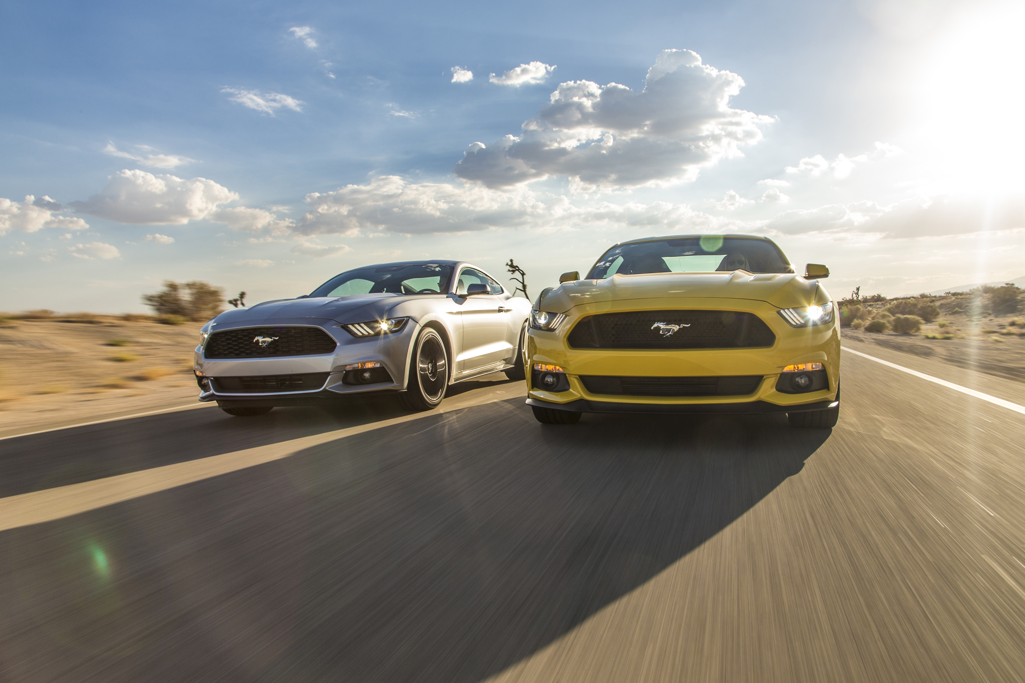 2015-Ford-Mustang-GT-Ford-Mustang-Ecoboost-front-end-in-motion-04