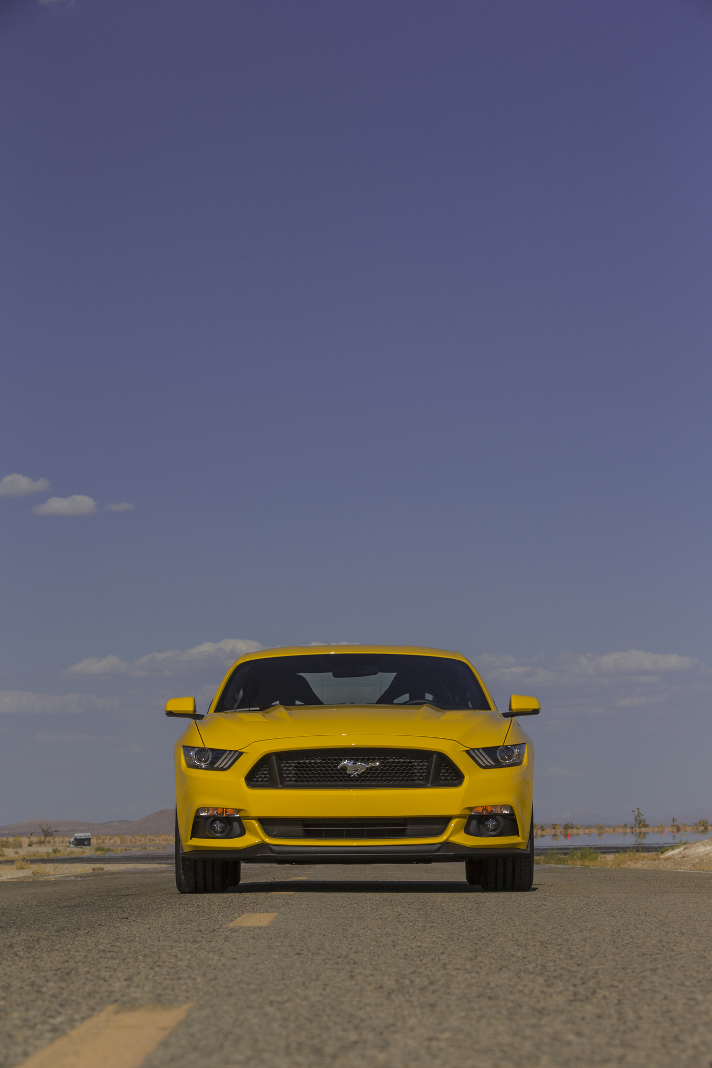 2015-Ford-Mustang-GT-front-end-03
