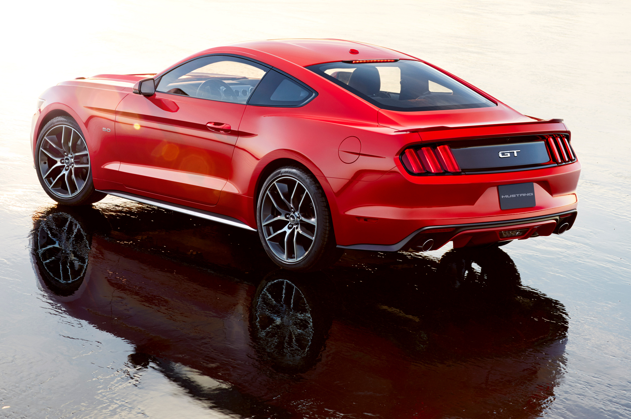 2015-Ford-Mustang-rear