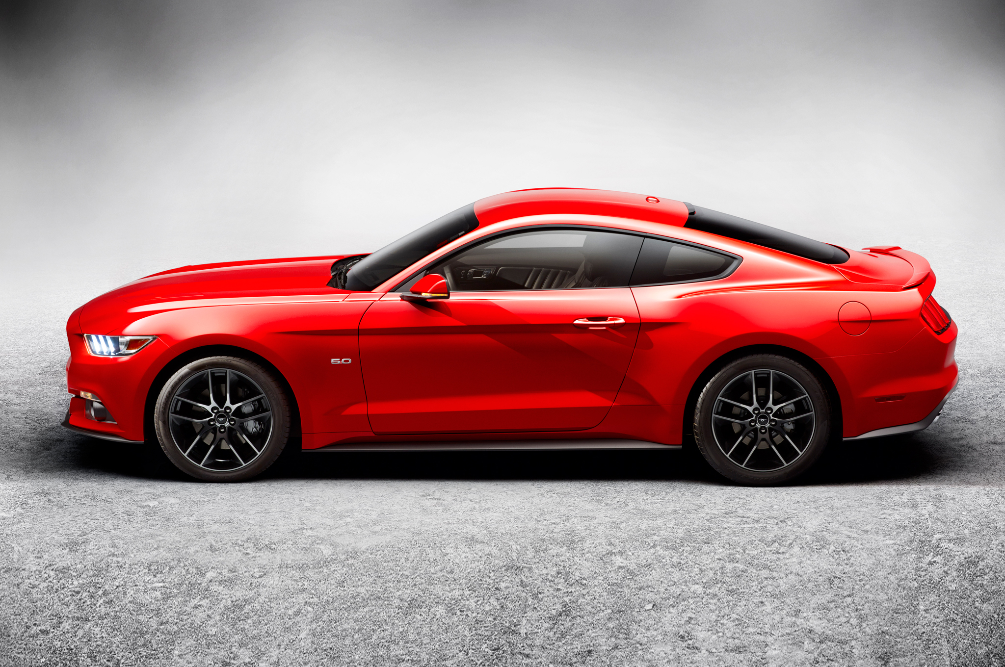 2015-ford-mustang-side-profile-view