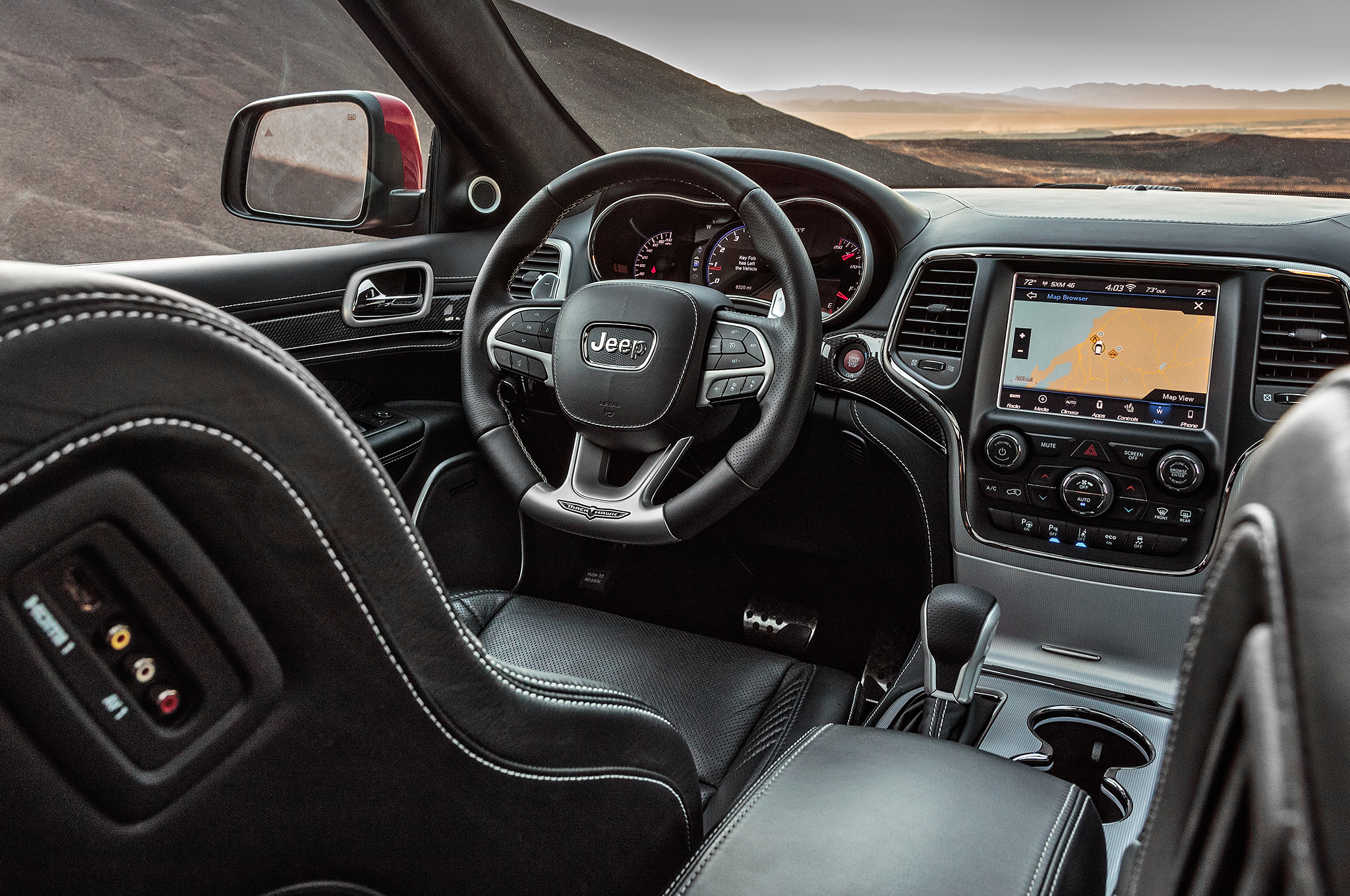 2018 Jeep Grand Cherokee Trackhawk front interior
