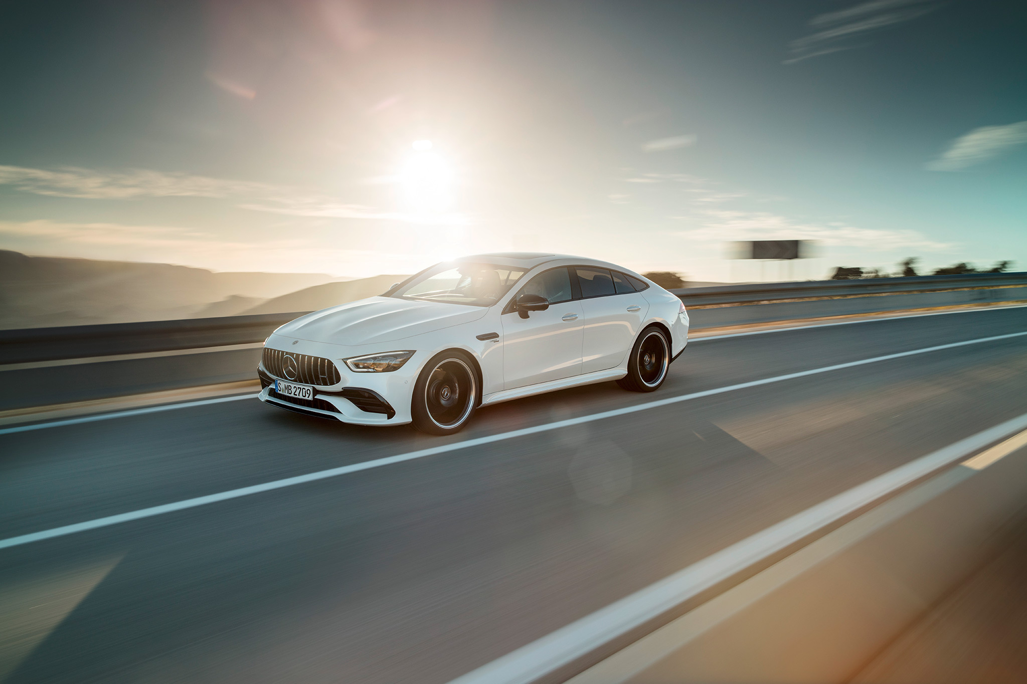 2019 Mercedes AMG GT 53 04