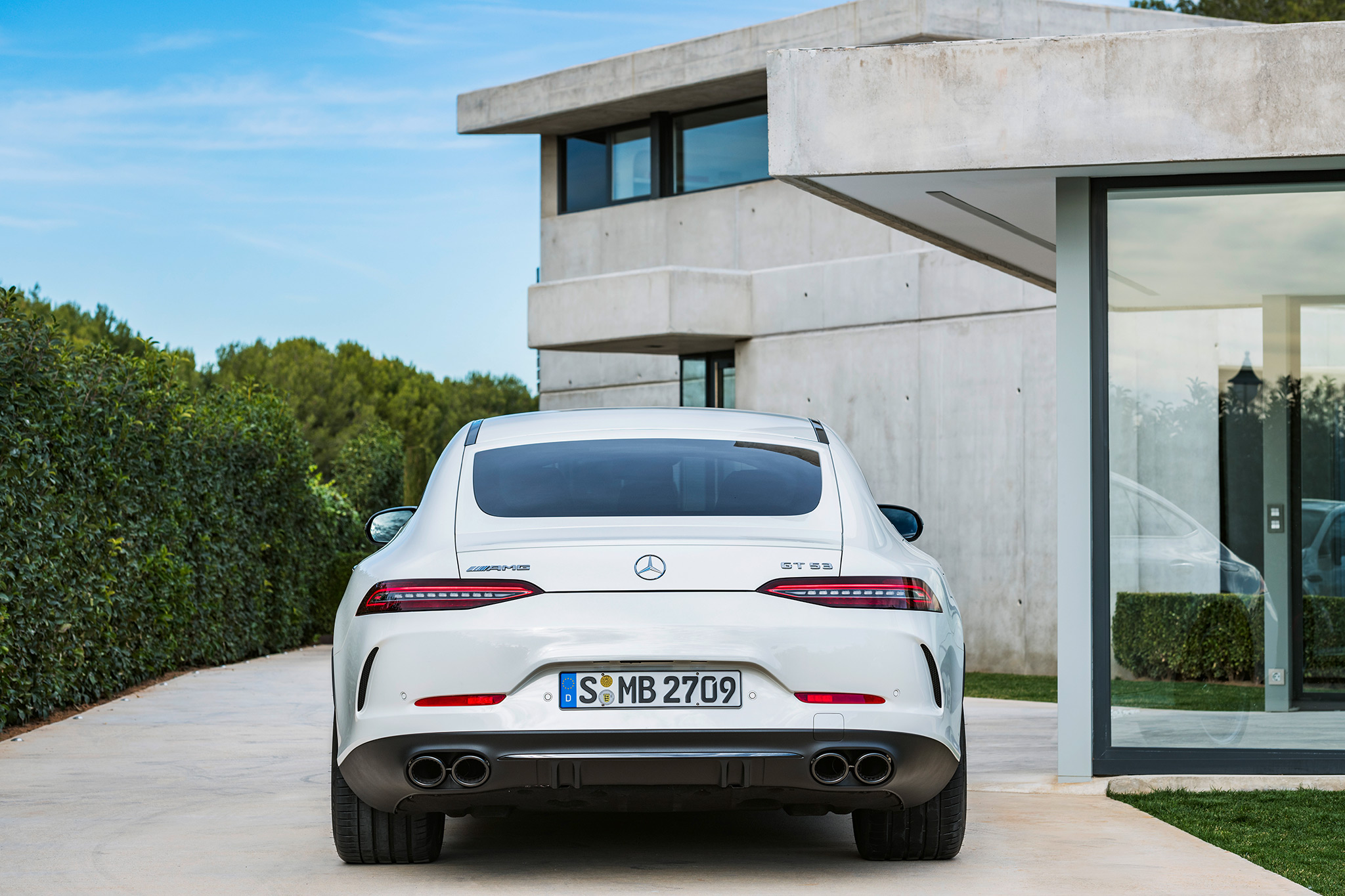 2019 Mercedes AMG GT 53 29