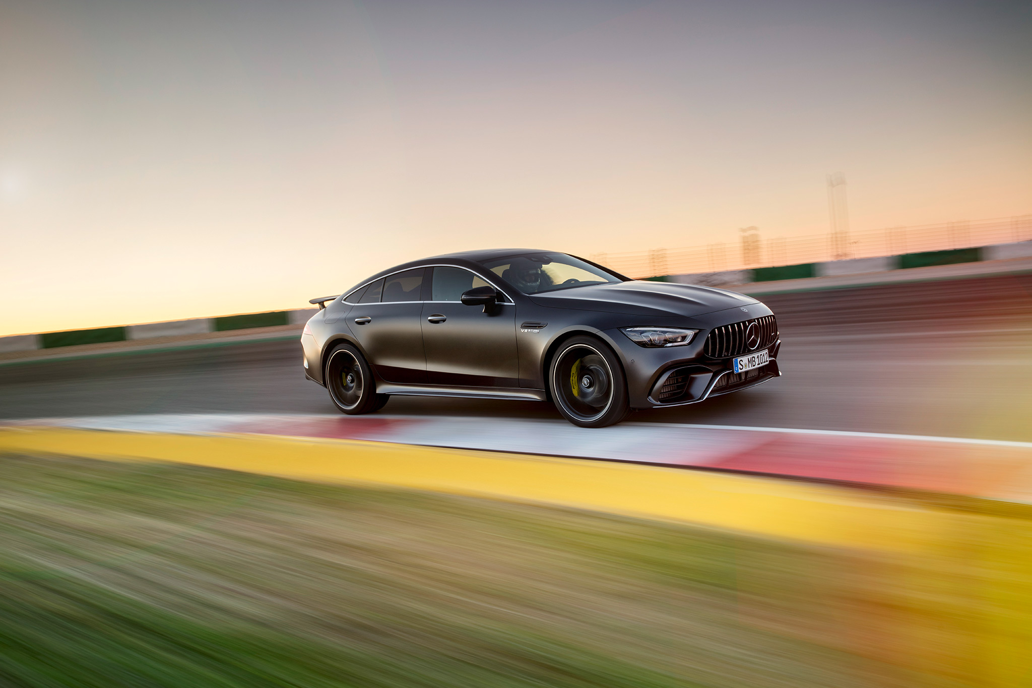 2019 Mercedes AMG GT 63 S 06