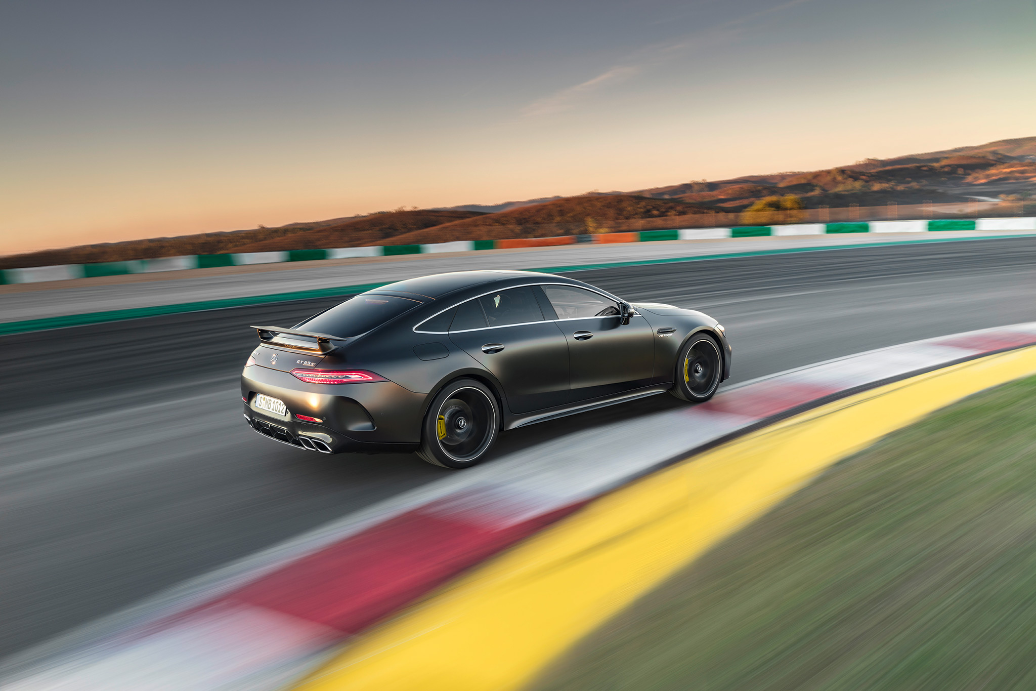 2019 Mercedes AMG GT 63 S 08
