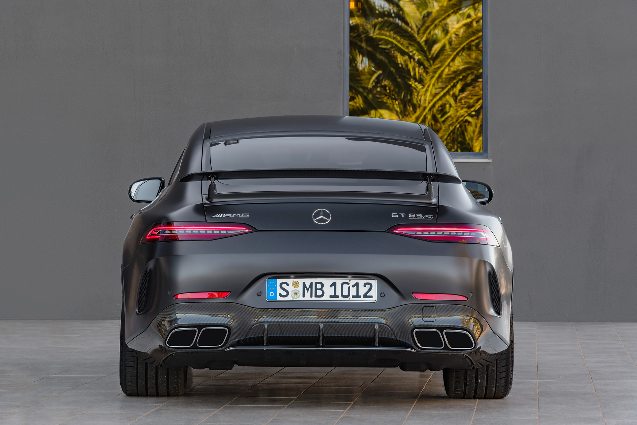 2019 Mercedes AMG GT 63 S 34