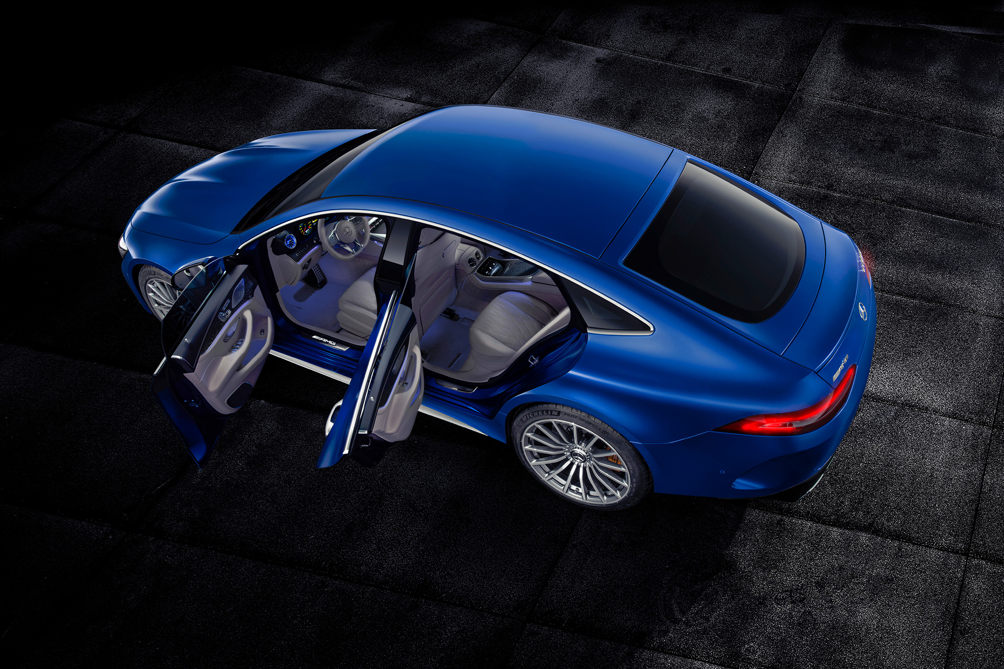 2019 Mercedes AMG GT 63 S 48