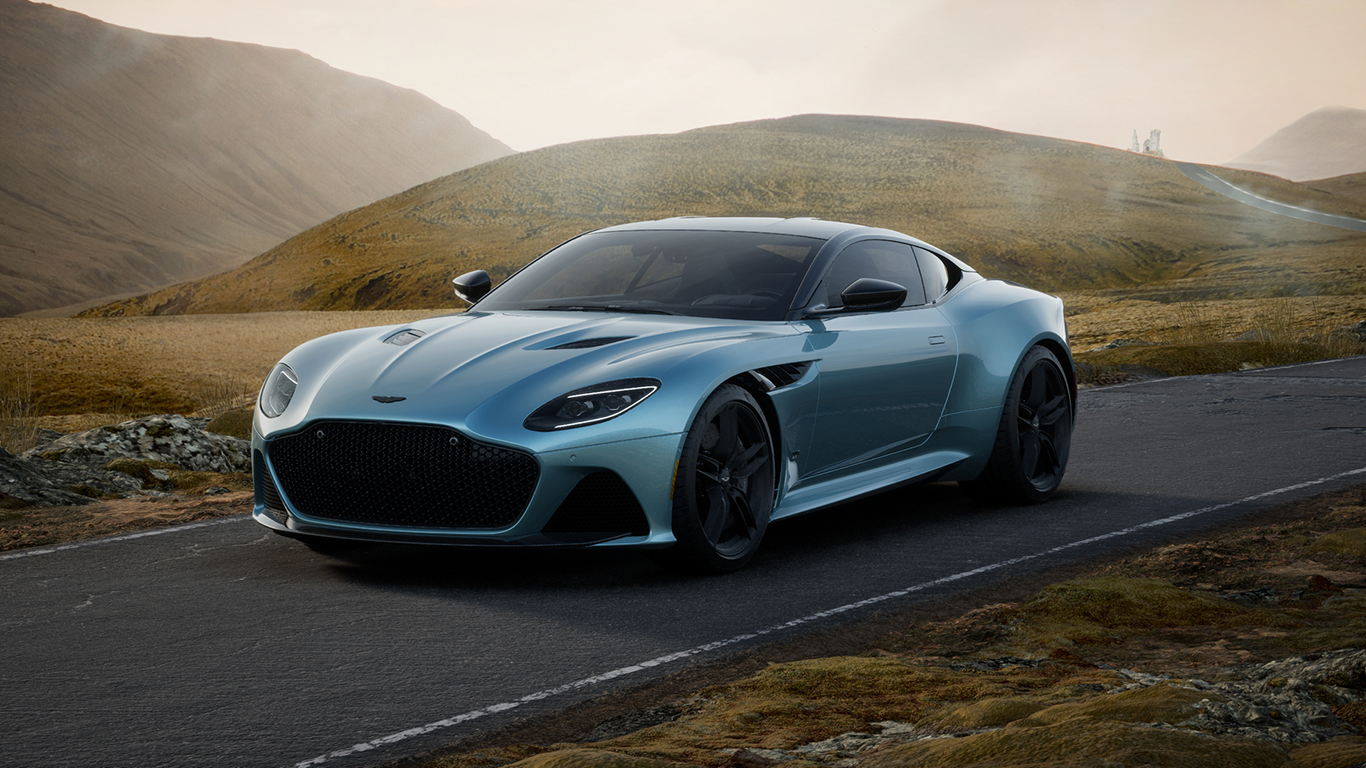 2022 Aston Martin DBS