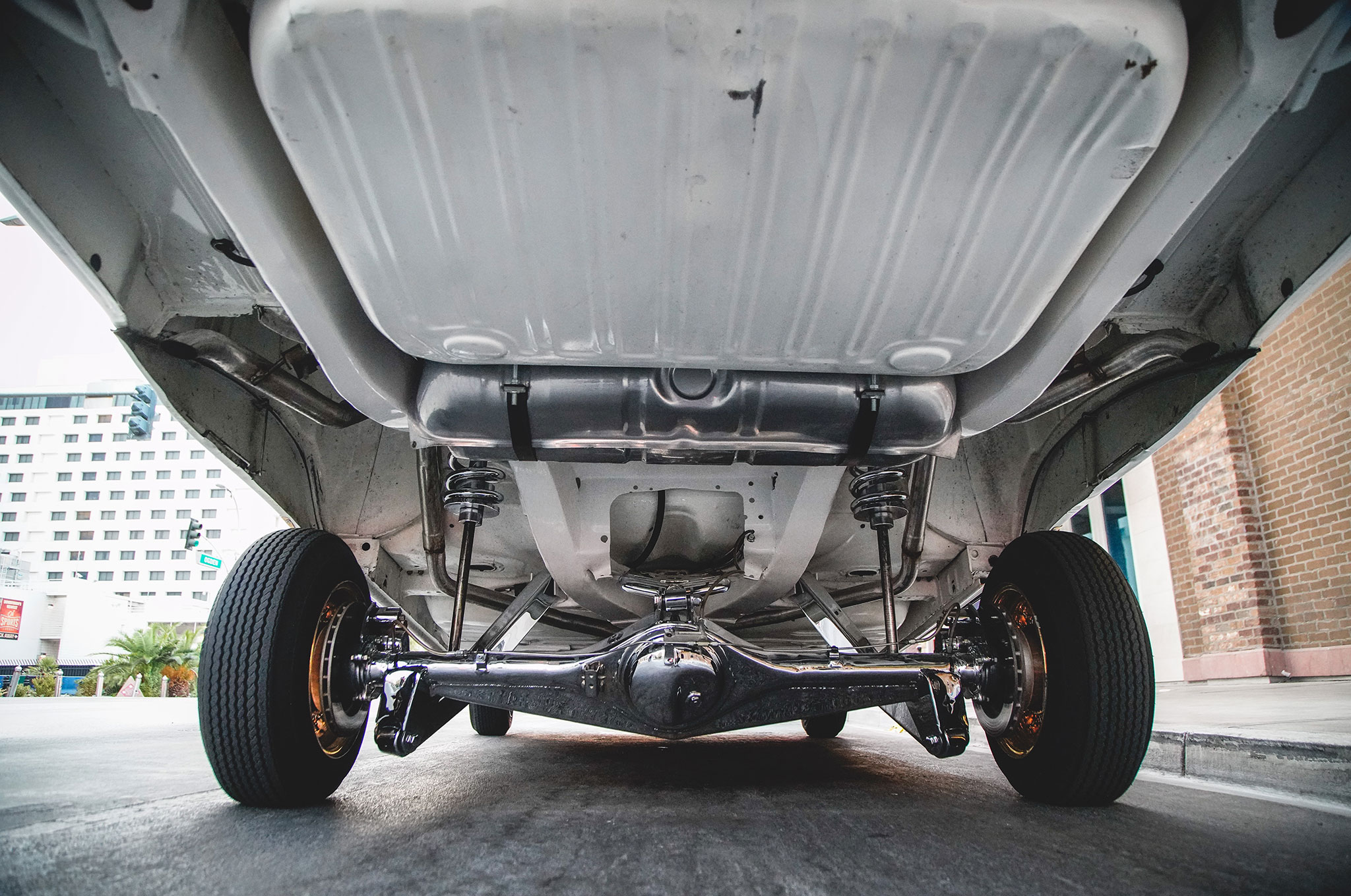 06 Impala 61 undercarriage gas tank view