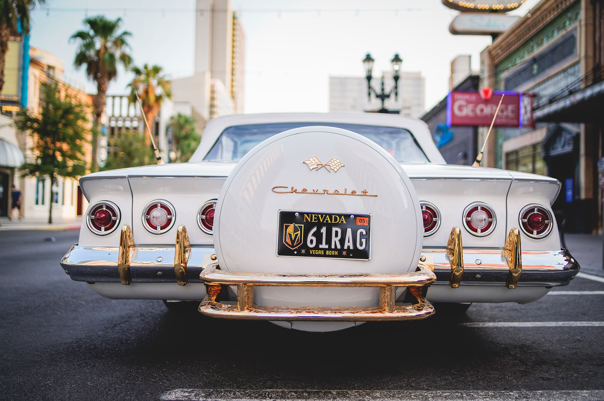 12 61 impala rear view continental kit