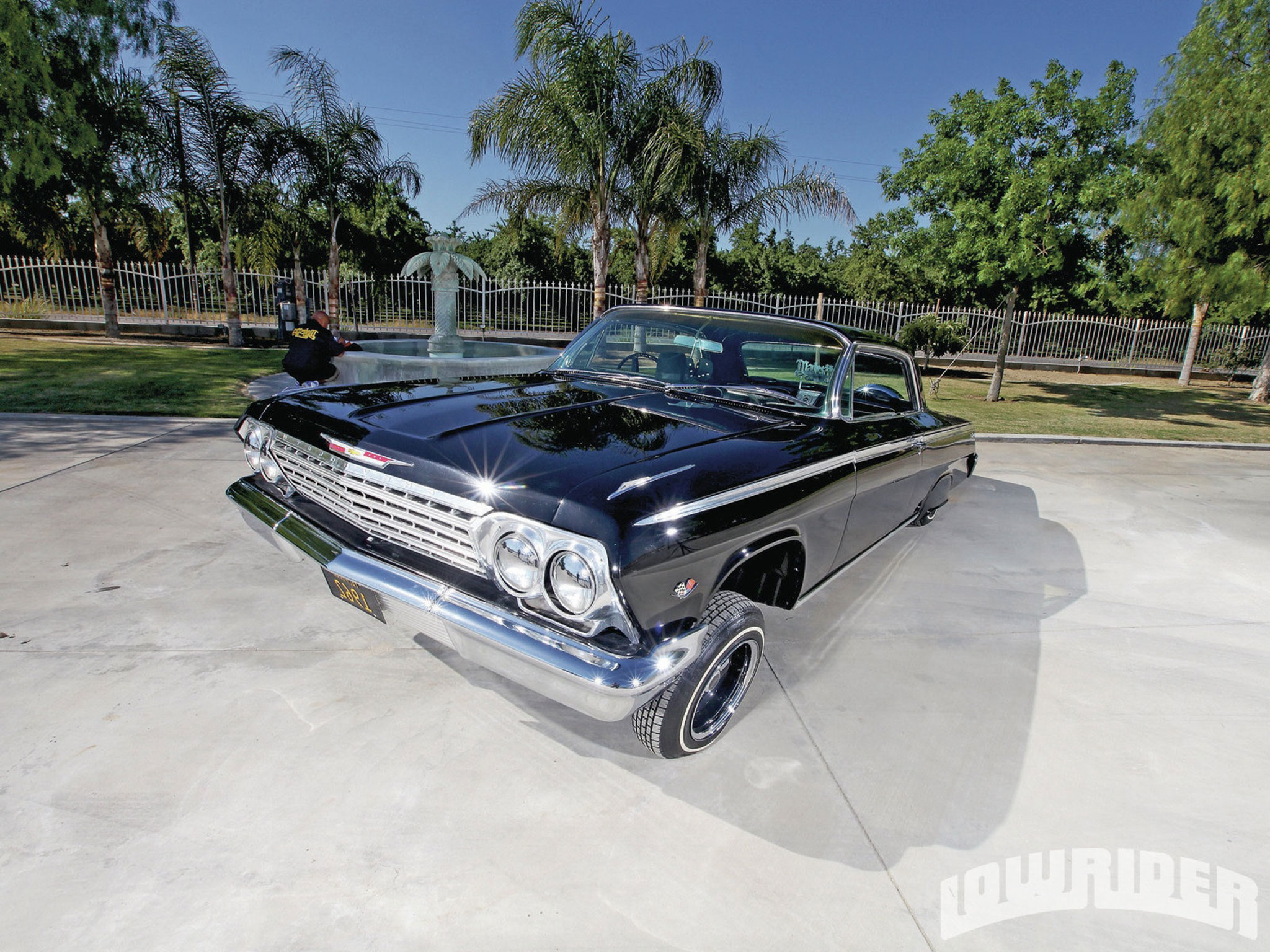 1106 lrmp 03 o 1962 chevrolet impala driver side front view